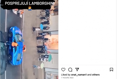 Brazen protestors vandalise Lamborghini while the driver is inside